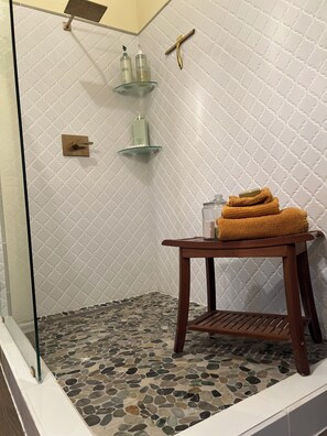 Interior - Charming Garten Haus  1-bedroom guest house in wonderful Sierra Vista with WIFI (Sierra Vista)