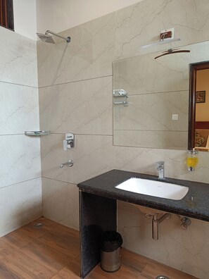 Bathroom - Hotel Remark (Udaipur)