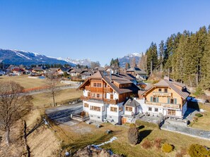 Exterior - Cozy apartment with balcony near ski resorts (Mariapfarr)