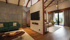 Chalet, balcon, vue sur le jardin | 1 chambre, bureau, fer et planche à repasser, accès au Wi-Fi (inclus)