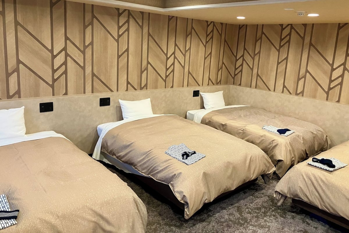 Chambre Familiale, non-fumeurs | Bureau, Wi-Fi gratuit