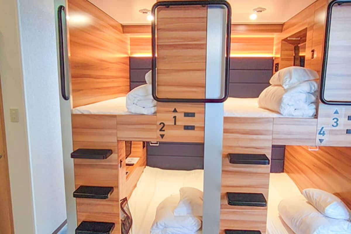 Free WiFi, bed sheets