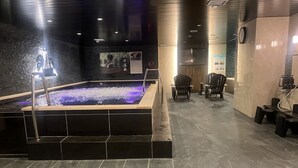 公共浴室