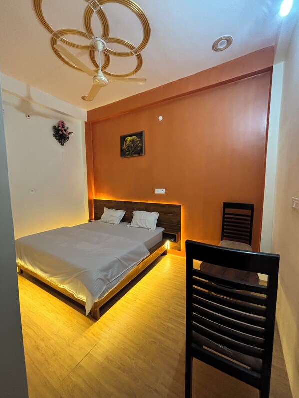 Luxury Room | Free WiFi