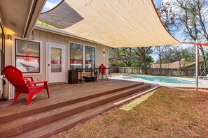 Piscina all'aperto, una piscina riscaldata