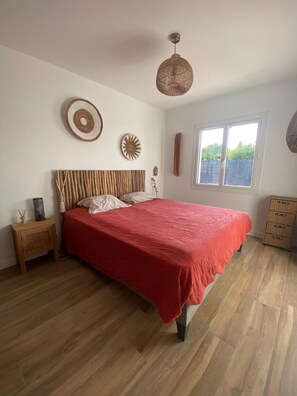 3 bedrooms, WiFi, bed sheets