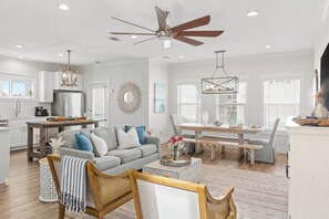 Smart TV, offices - Pool, Firepit,Near Miramar Beach Access | Blue Surf Lane by AvantStay (Miramar Beach)