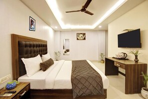 Deluxe Room - Rts Suites (New Delhi)