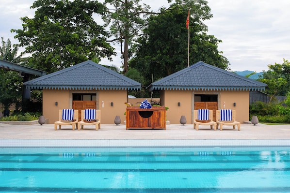 Udendørs pool