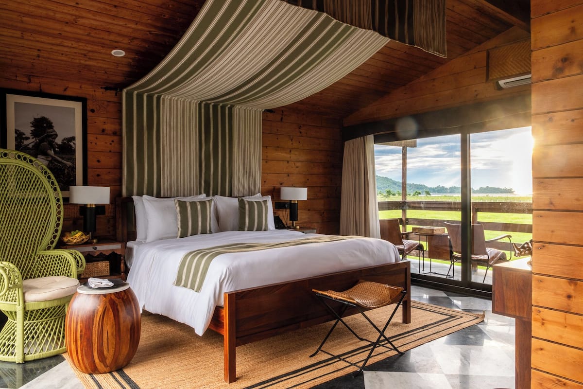 Tea Garden Room with Balcony I All Meals | Hi tea | One Signature Experience