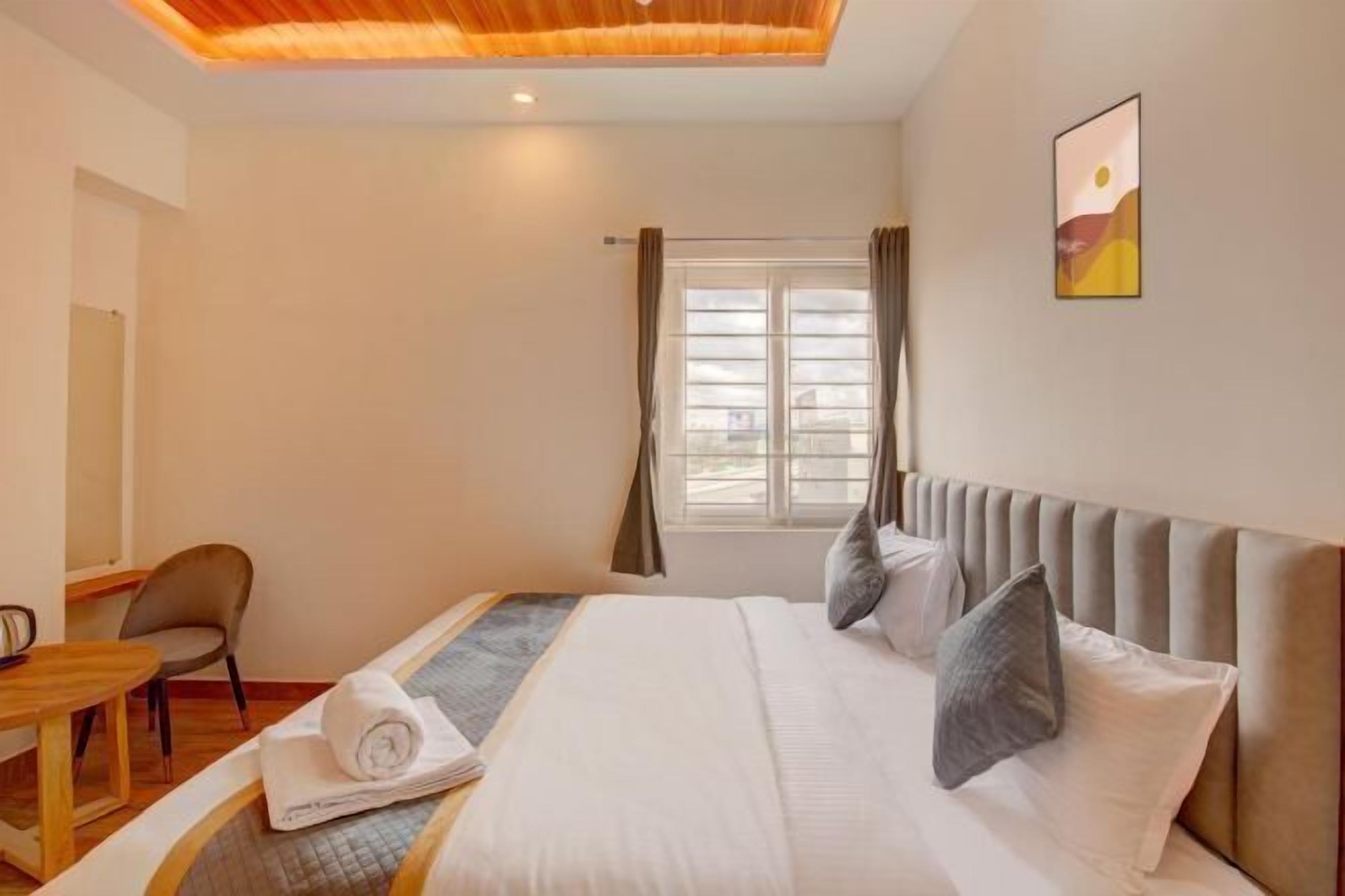 Free WiFi, bed sheets