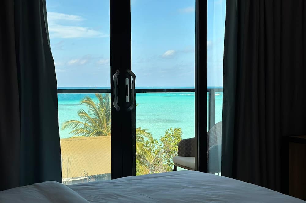 Athiri Residence Dhiffushi