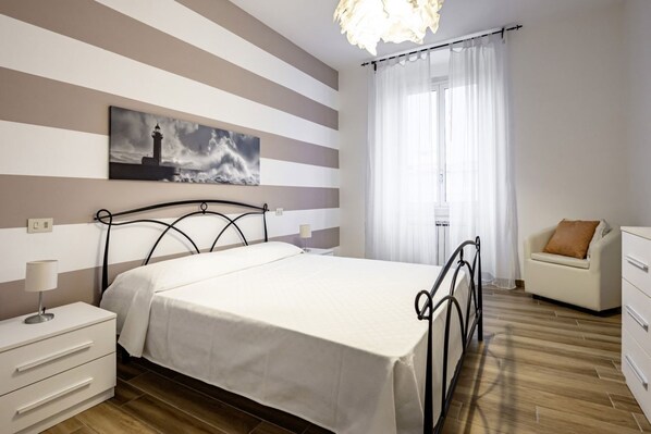 1 bedroom, iron/ironing board, WiFi