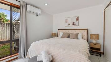 1 camera, Wi-Fi, lenzuola