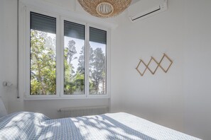 1 chambre, fer et planche à repasser, accès au Wi-Fi (inclus)