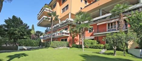 Departamento estándar, varias habitaciones (Roby loft-Direct Lake Access/Beach) | Exterior
