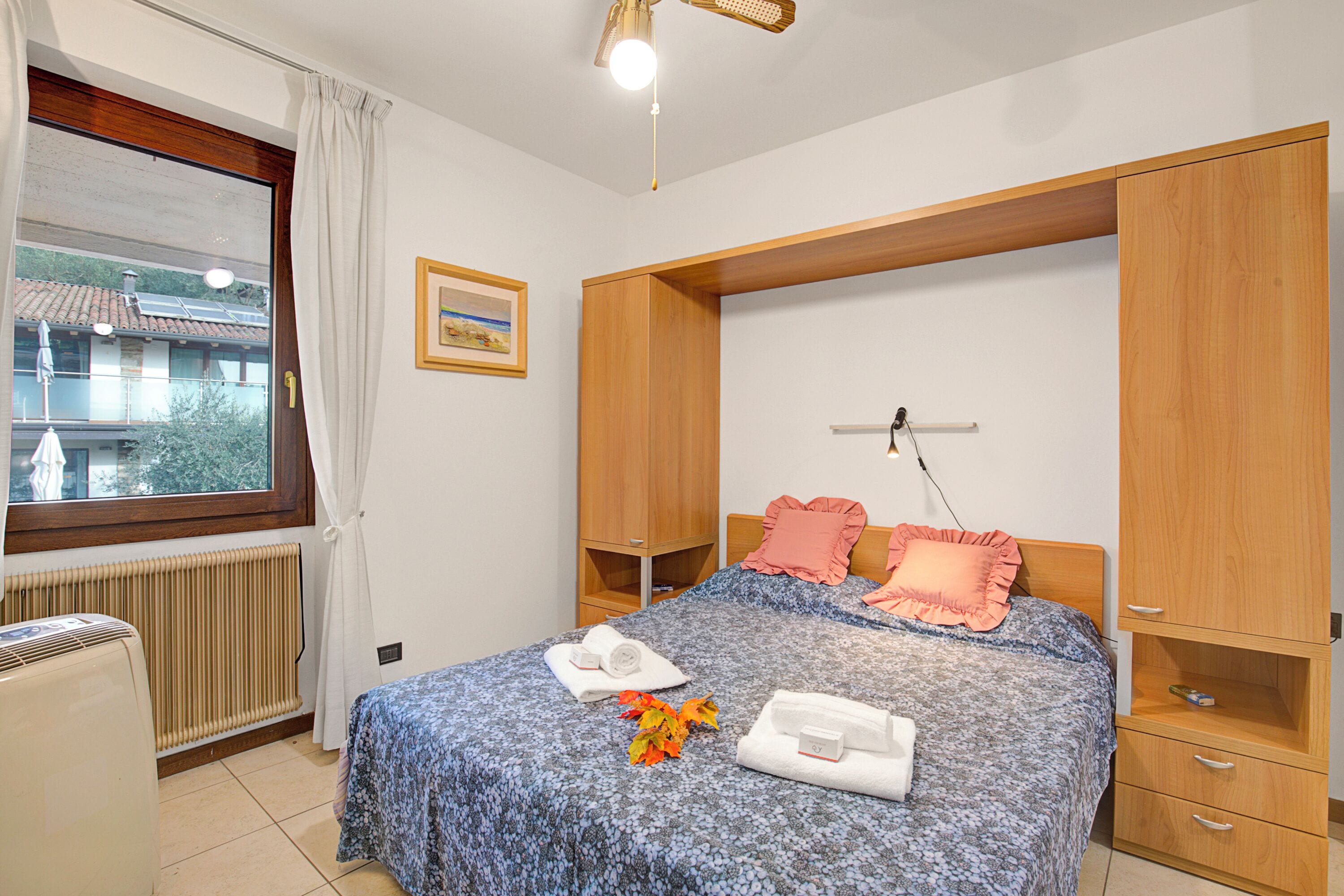Standard Apartment, Multiple Bedrooms (Roby loft-Direct Lake Access/Beach)