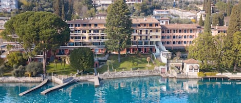 Standard Apartment, 1 Bedroom, Air conditioning (Roby loft-Direct Lake Access/Beach) | Exterior