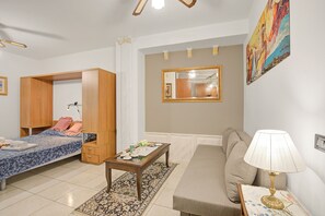 1 bedroom, free WiFi, bed sheets