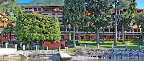 Standard Apartment, Multiple Bedrooms (Roby loft-Direct Lake Access/Beach) | Exterior