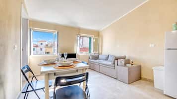 Standard Apartment, 2 Bedrooms, Microwave (Una Finestra sul Duomo, Sanremo) | Living area