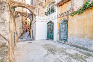 Standard Apartment, Multiple Bedrooms (Una Finestra sul Duomo) | Property grounds