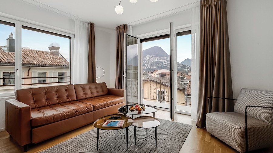 Novos Contrada Apartments