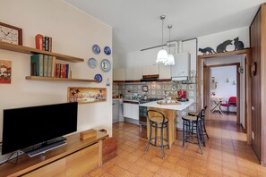 Familjehus - flera sovrum - 2 badrum - intill bergen (Casa Virginia) | Eget kök | Kylskåp, ugn, spishäll och diskmaskin