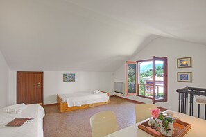 Casa familiar, 2 habitaciones (Appartamento Giulia) | 4 habitaciones, tabla de planchar con plancha y wifi gratis 