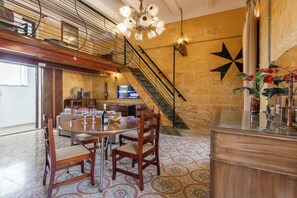 Family Room, Multiple Bedrooms (Ta'Battista B&B with pool) | In-room dining - Ta'Battista B&B with pool Ix-Xwejni (Xewkija)