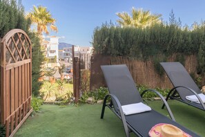 Family Apartment, Multiple Bedrooms, 2 Bathrooms, Mountainside (Riviera direct pool access) | Property grounds