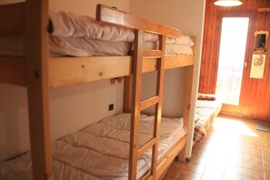Room - Studio in France near Barbossine Chairlift (Châtel)