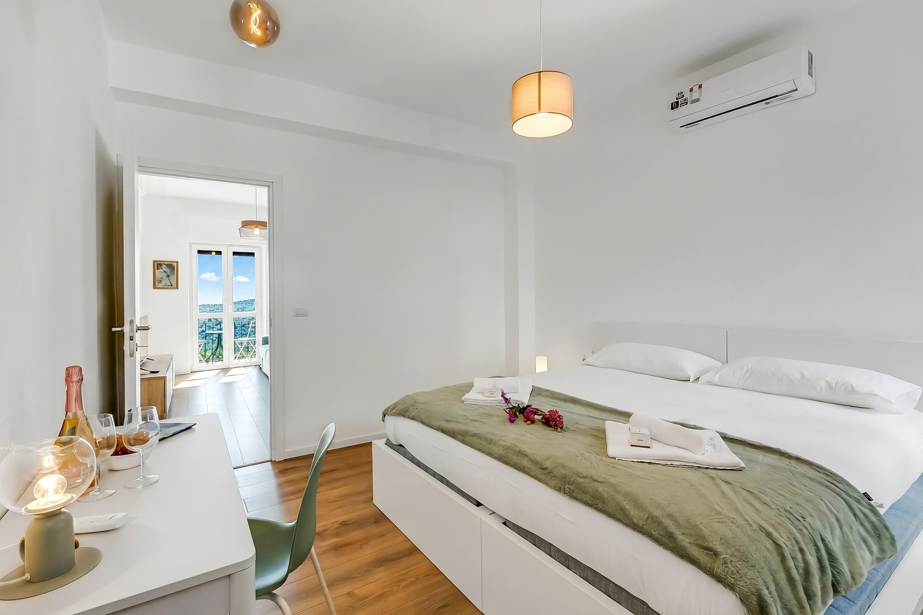 Family Apartment, 3 Bedrooms, Balcony (Nova Lake View - Flat with Balcony in) | 3 bedrooms, free WiFi, bed sheets