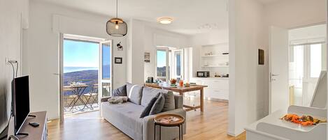 21-inch Smart TV with digital channels