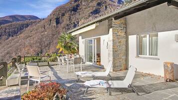 Standard Apartment, Multiple Bedrooms, Mountainside (Castel In Aria 1) | Outdoor dining