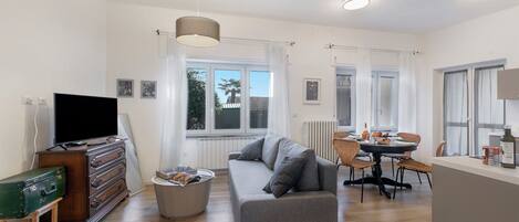 21-inch flat-screen TV with digital channels