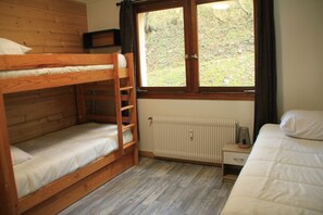 1 bedroom - Apartment with parking in Chatel (Châtel)