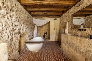 1 bedroom, iron/ironing board, free WiFi - Amalen Suites Adults Only (Rethymno)