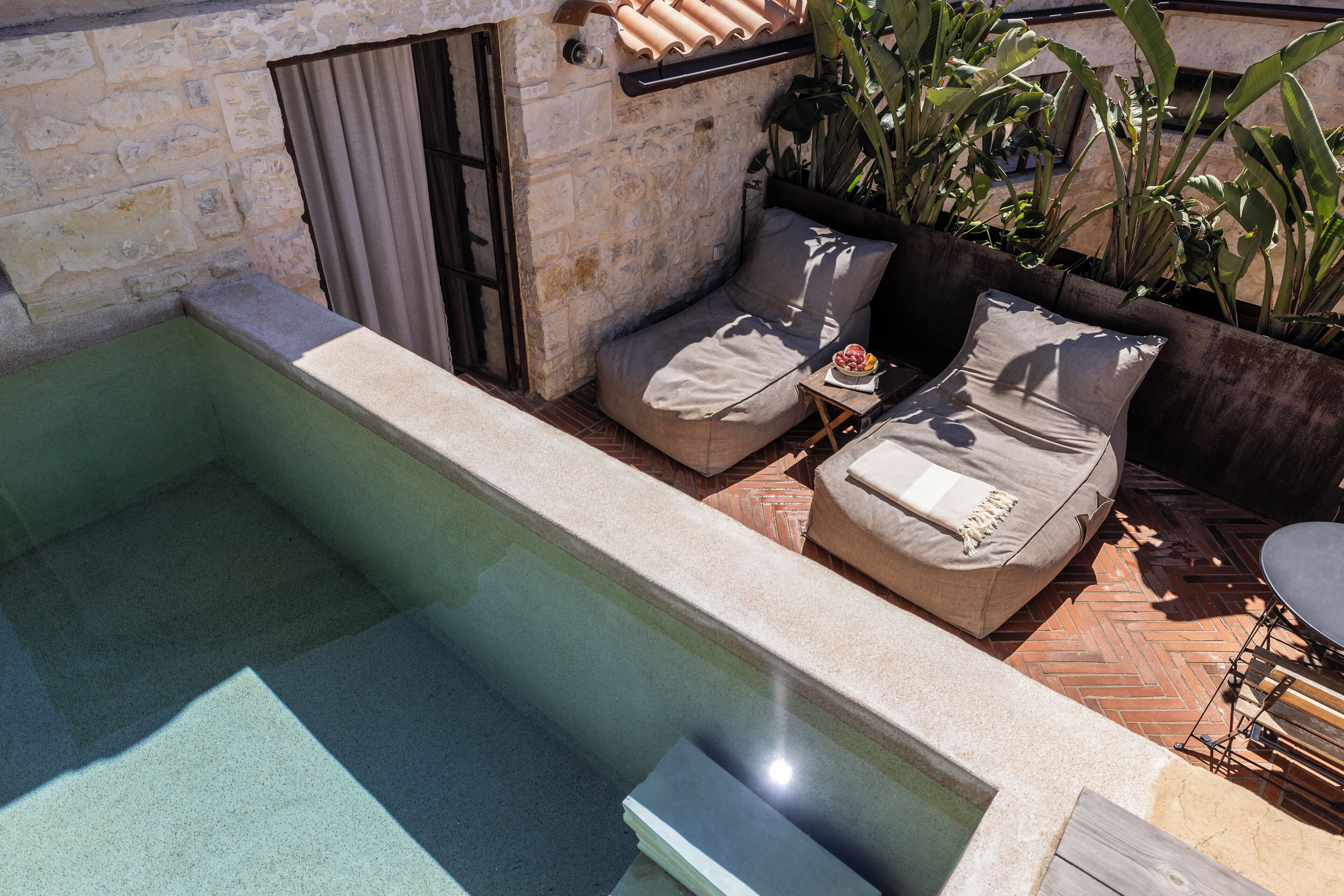 Design Suite with Private Pool | 露台