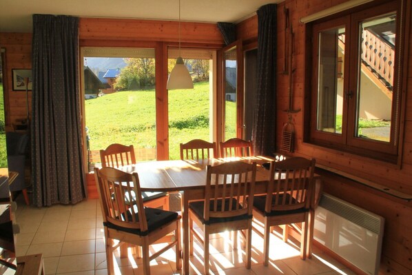 Dining - Spacious apartment in Chatel (Châtel)