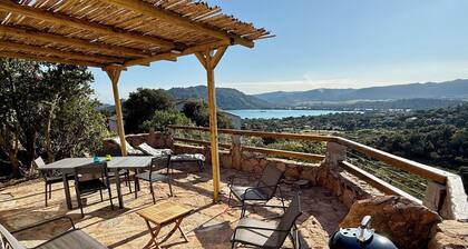 Fully equipped Mini Villa with 34 m2 terrace and view of Santa-Giulia beach