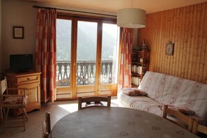Smart TV - Apartment near centre Chatel with balcony (Châtel)