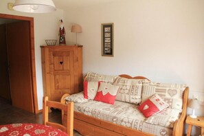 Smart TV - Apartment with parking near Ski area (Châtel)