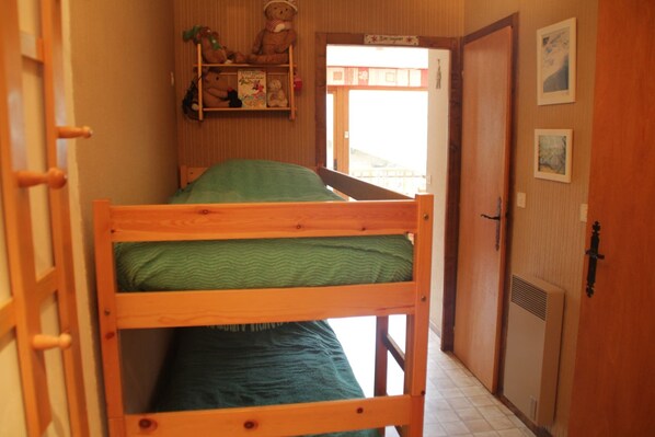 1 bedroom
