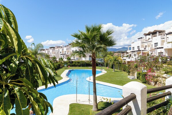 Family Townhome, Multiple Bedrooms, Mountainside (Luxe Golf & Family House Escape) | Pool