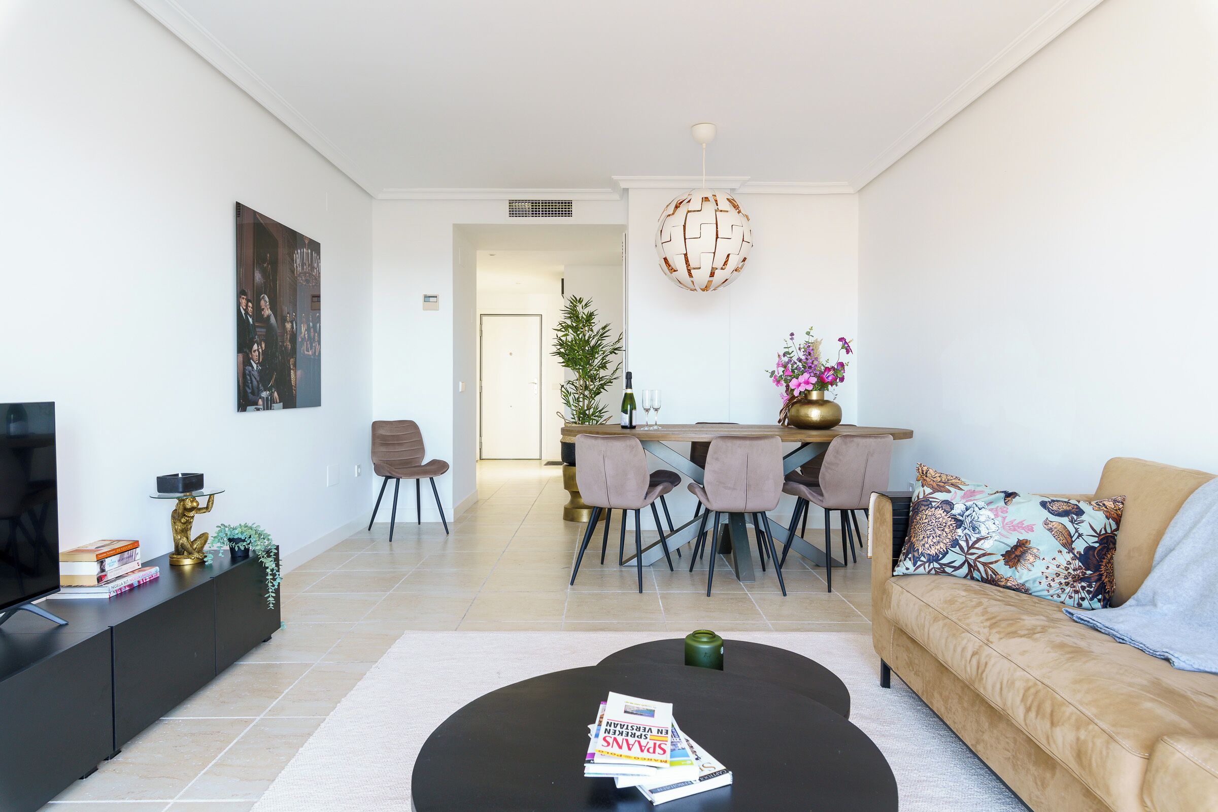 Maison mitoyenne Familiale, plusieurs chambres, côté montagne (Luxe Golf & Family House Escape) | Coin séjour