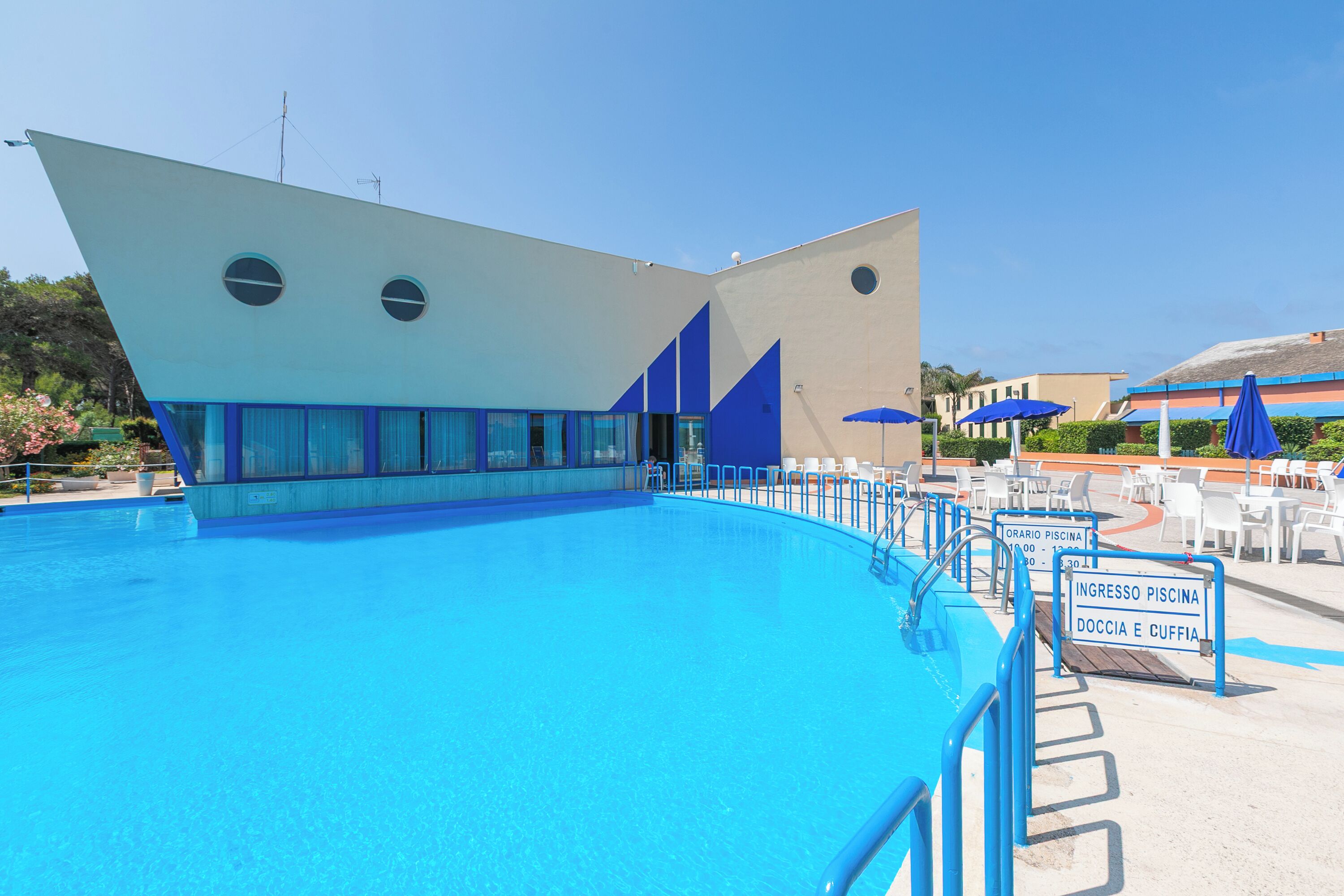 Sesongbasert utendørsbasseng