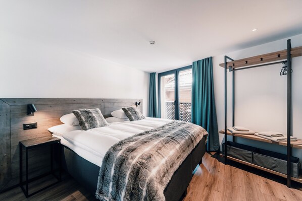 Premium bedding, free WiFi, bed sheets