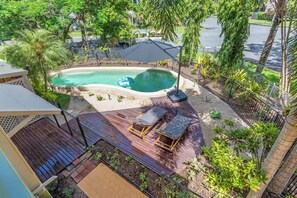 Comfort Townhome, Balcony, Garden View | 2 bedrooms, in-room safe, blackout drapes, iron/ironing board