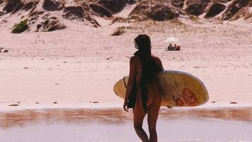 Surfing/boogie boarding